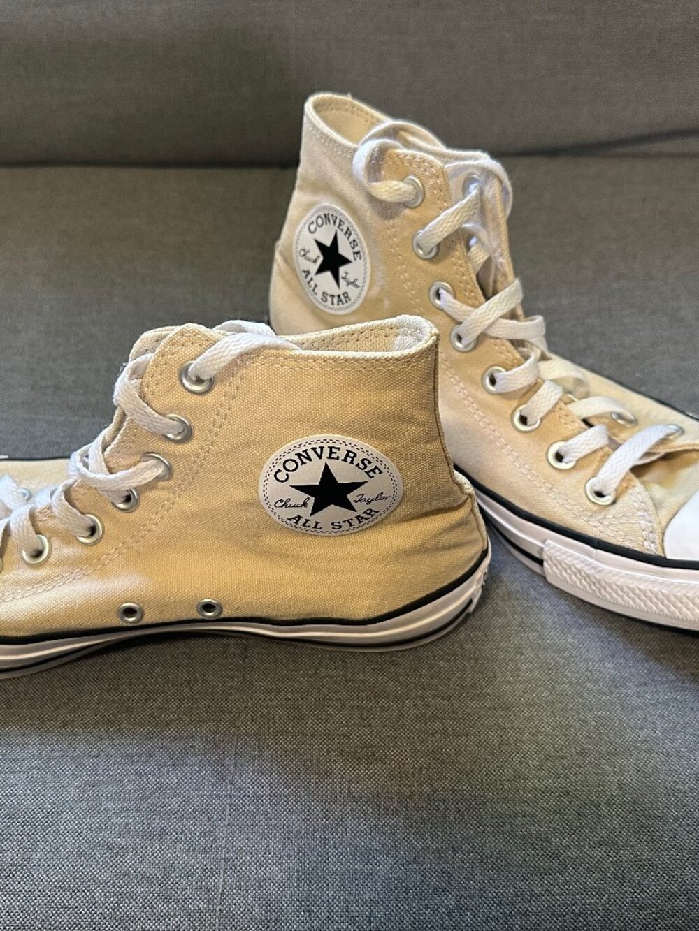 Converse Chuck 70 Hi Sunny Oasis Yellow Sneakers- Size Mens 6.5, Women's 8.5